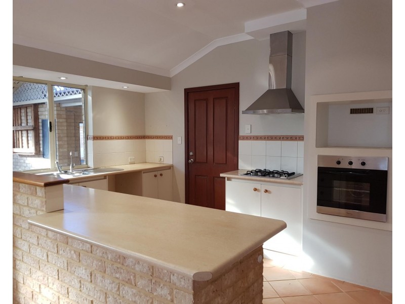 52  Rutherglen Circle, Kinross WA 6028