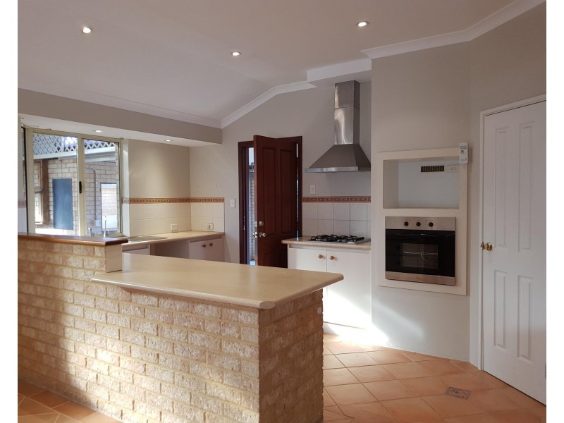 52  Rutherglen Circle, Kinross WA 6028