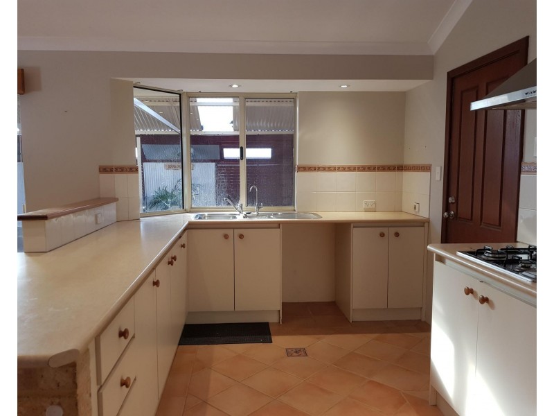 52  Rutherglen Circle, Kinross WA 6028