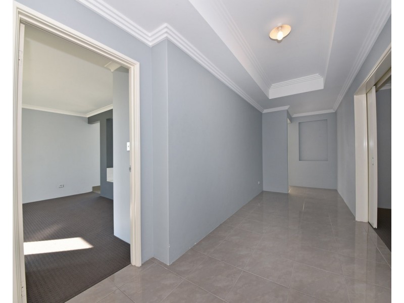 27 Roundhouse Parade, Jindalee WA 6036