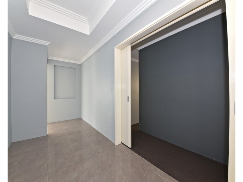 27 Roundhouse Parade, Jindalee WA 6036