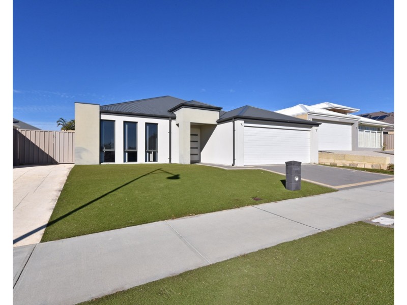 27 Roundhouse Parade, Jindalee WA 6036