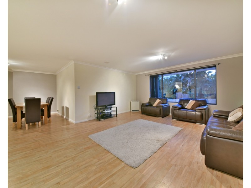 3 Inez Pass, Kinross WA 6028