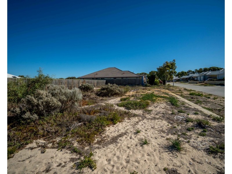 127 Lindsay Beach Boulevard, Yanchep WA 6035