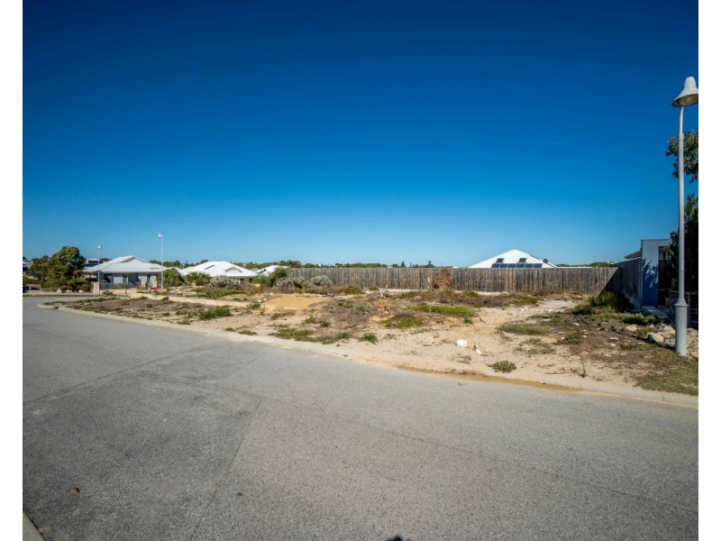 127 Lindsay Beach Boulevard, Yanchep WA 6035
