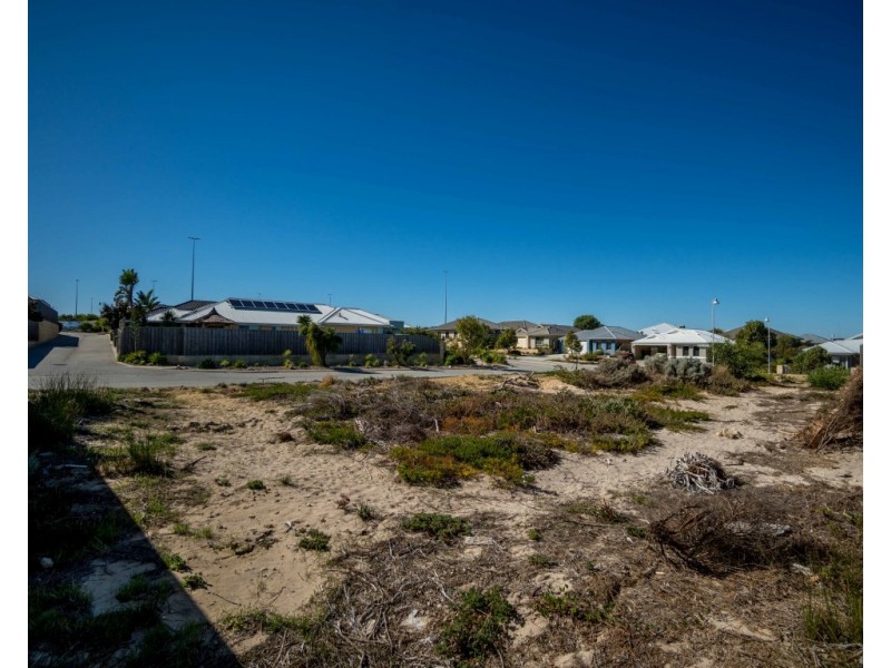 127 Lindsay Beach Boulevard, Yanchep WA 6035