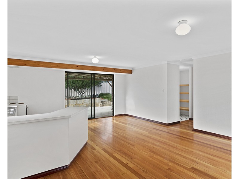 9 Blackbird Glen, Quinns Rocks WA 6030