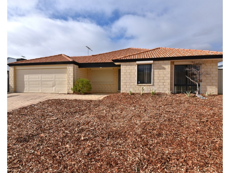 38 Alpina Promenade, Banksia Grove WA 6031