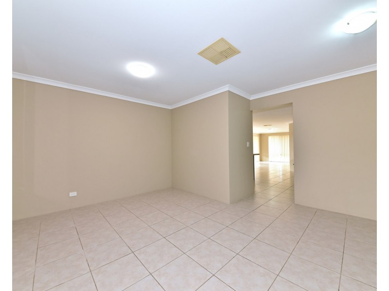 38 Alpina Promenade, Banksia Grove WA 6031