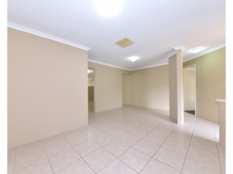38 Alpina Promenade, Banksia Grove WA 6031