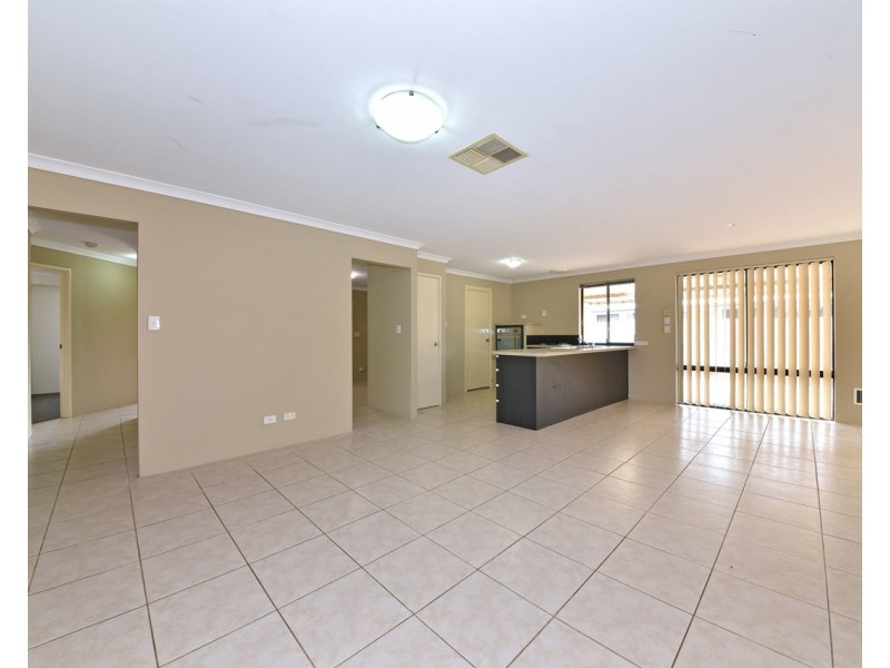 38 Alpina Promenade, Banksia Grove WA 6031