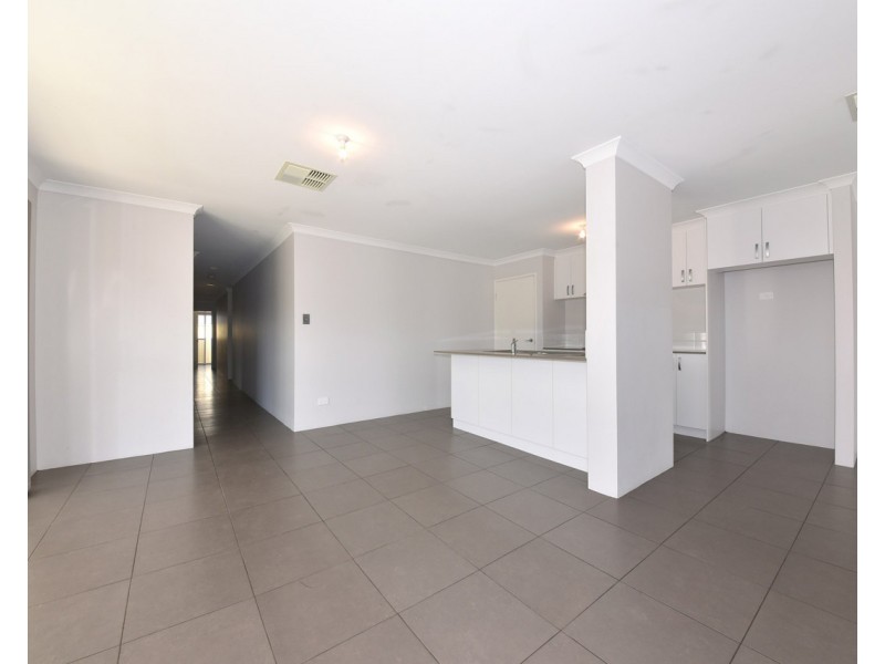 15 Uppingham Way, Butler WA 6036