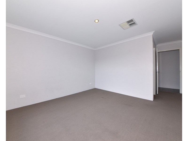 15 Uppingham Way, Butler WA 6036