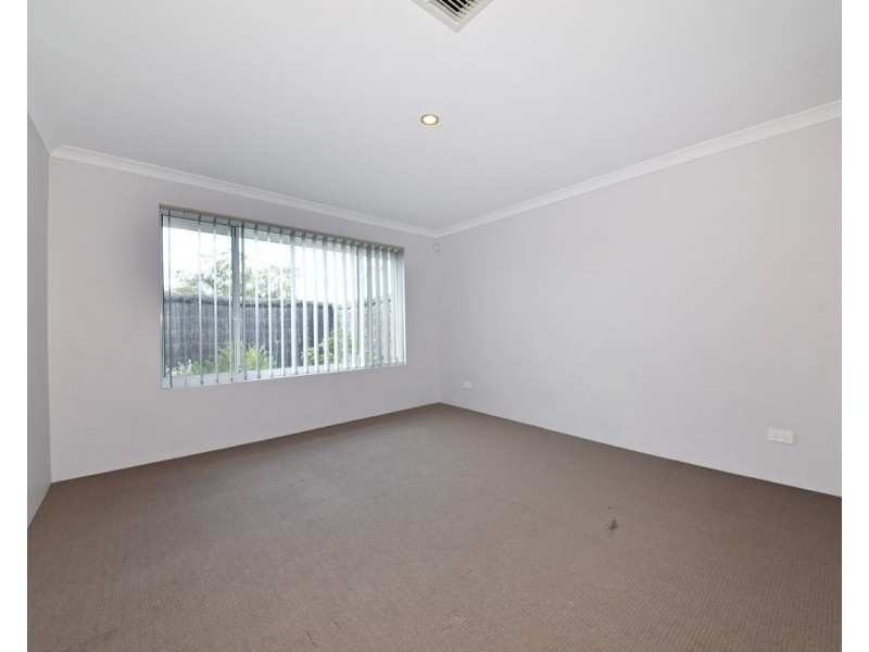 15 Uppingham Way, Butler WA 6036