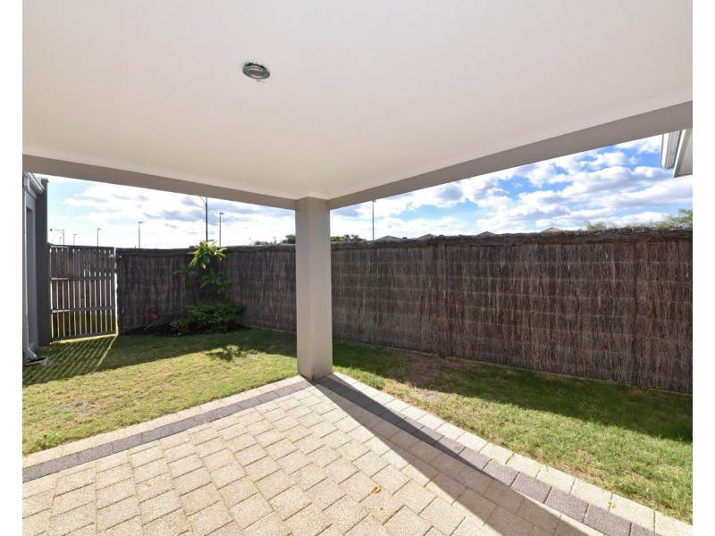 15 Uppingham Way, Butler WA 6036