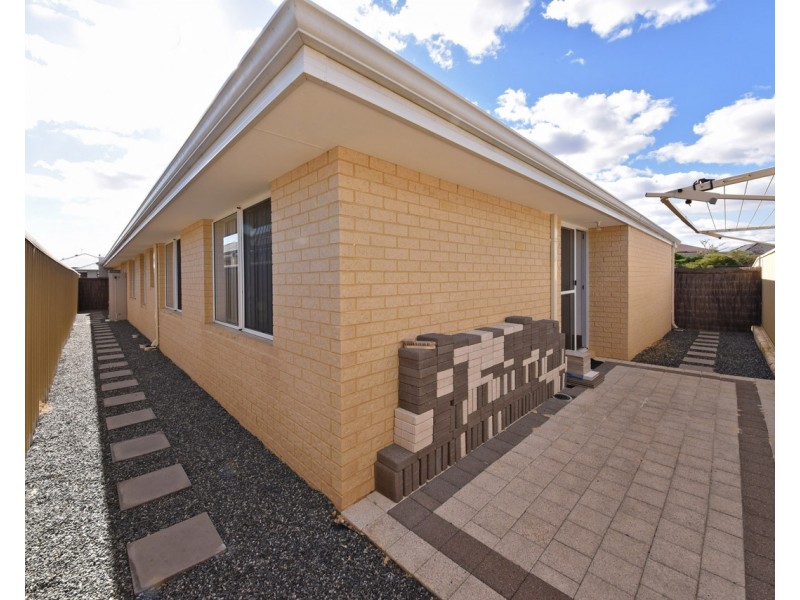 15 Uppingham Way, Butler WA 6036