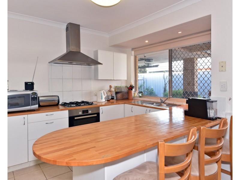 12 Arthurs Vale, Quinns Rocks WA 6030