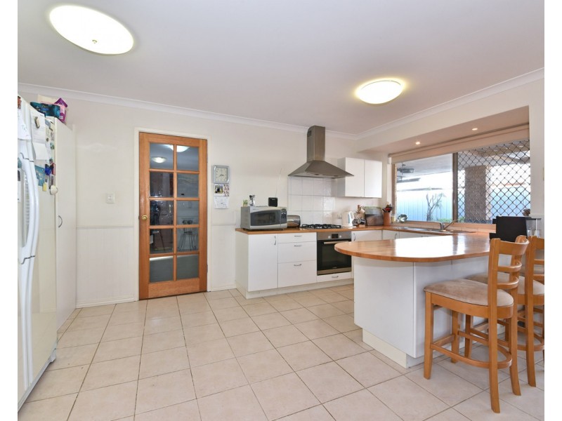 12 Arthurs Vale, Quinns Rocks WA 6030