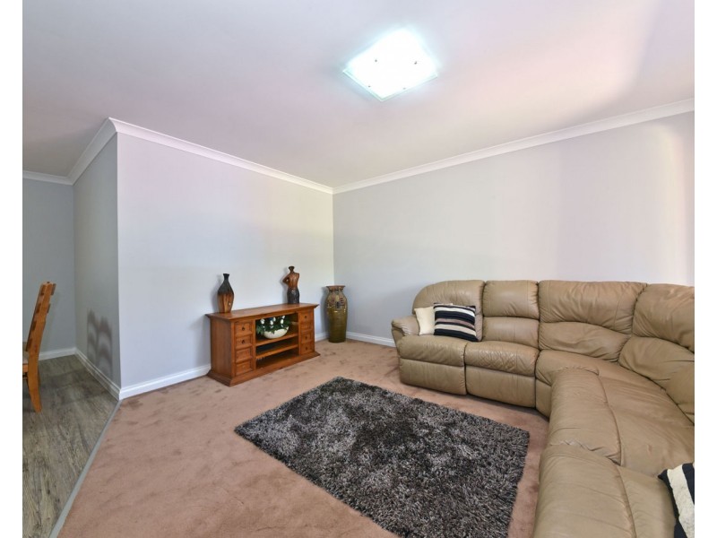 34 Savona Grove, Mindarie WA 6030
