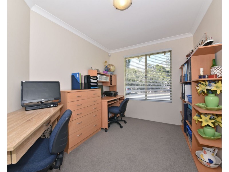 34 Savona Grove, Mindarie WA 6030