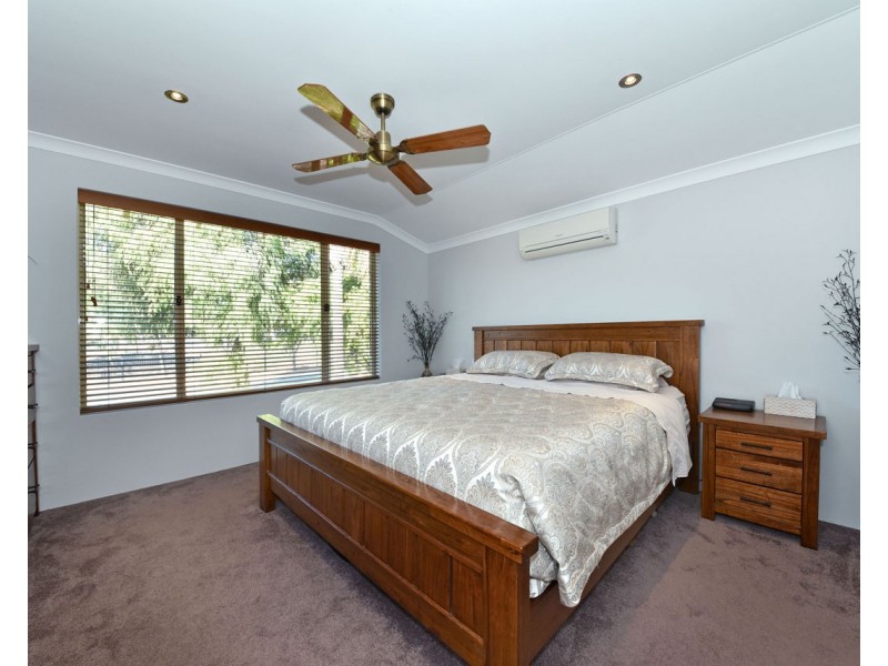 34 Savona Grove, Mindarie WA 6030