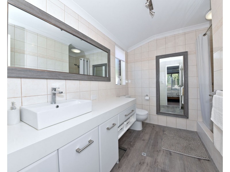 34 Savona Grove, Mindarie WA 6030