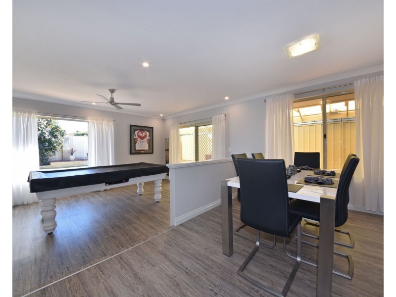 34 Savona Grove, Mindarie WA 6030