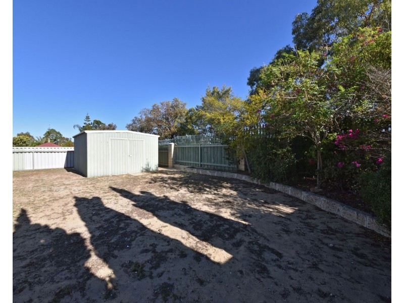 51 Stradbroke Gardens, Ridgewood WA 6030