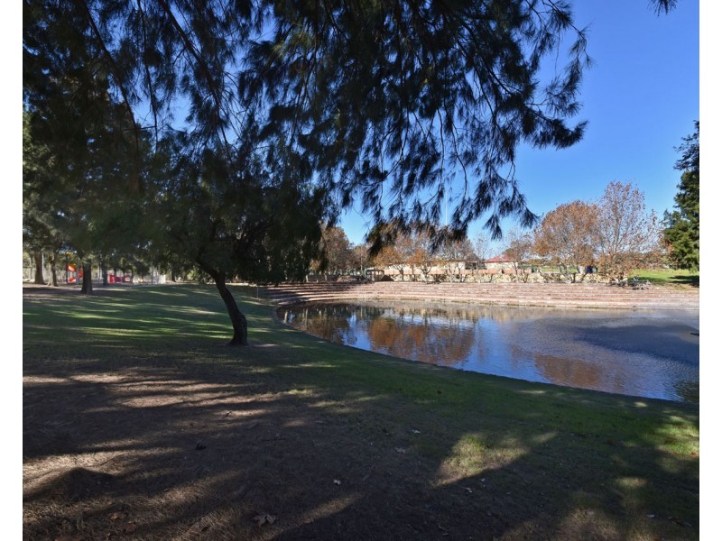 51 Stradbroke Gardens, Ridgewood WA 6030