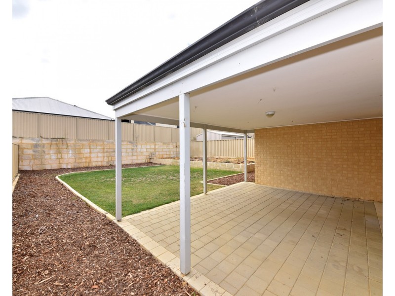 18 Oakbank Crescent, Butler WA 6036