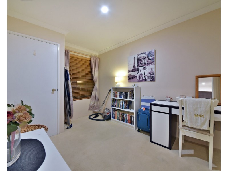 31 Shetland Rise, Kinross WA 6028