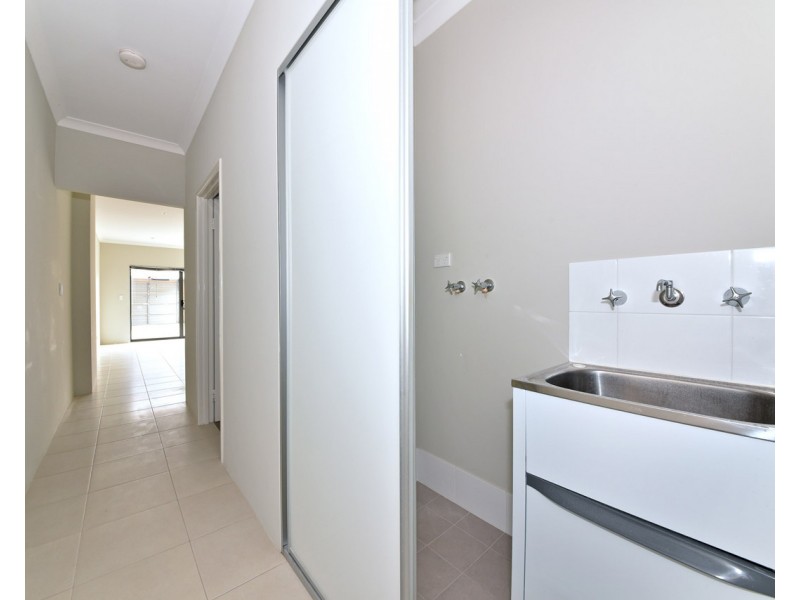 57 Fairbourne Approach, Butler WA 6036