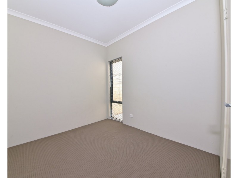 57 Fairbourne Approach, Butler WA 6036