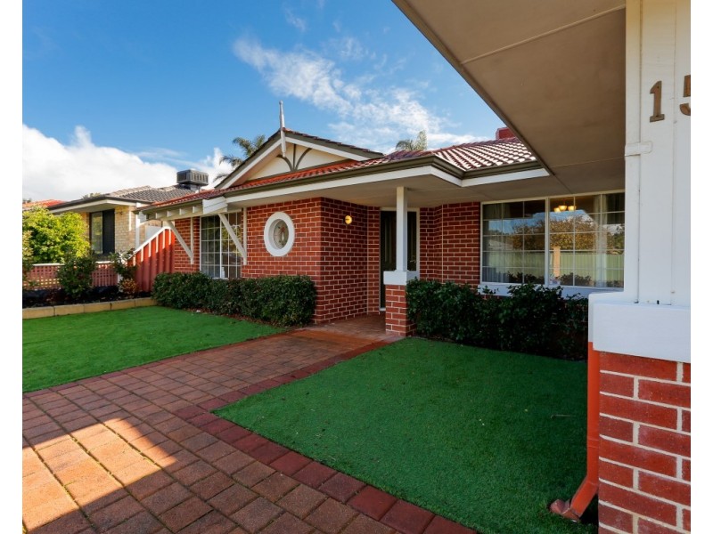 15 Canopy Court, Banksia Grove WA 6031