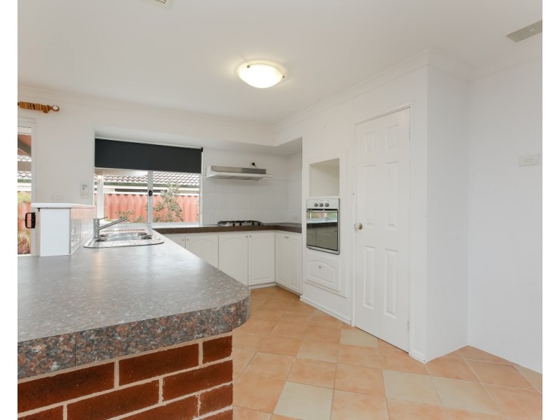 15 Canopy Court, Banksia Grove WA 6031