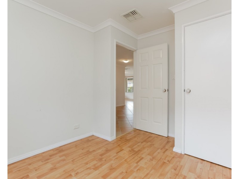15 Canopy Court, Banksia Grove WA 6031