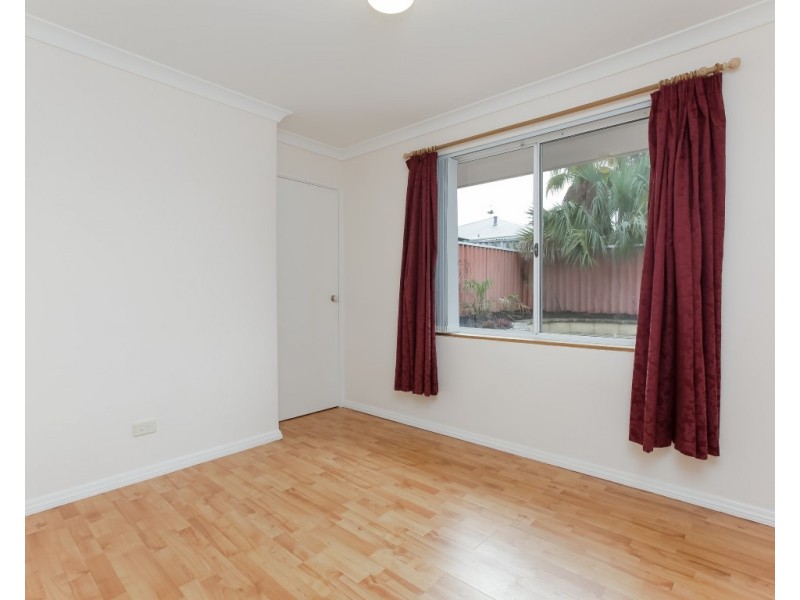 15 Canopy Court, Banksia Grove WA 6031