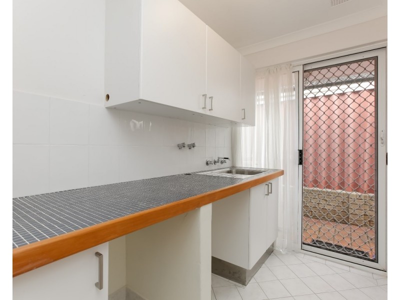 15 Canopy Court, Banksia Grove WA 6031