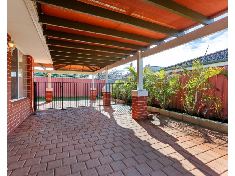 15 Canopy Court, Banksia Grove WA 6031