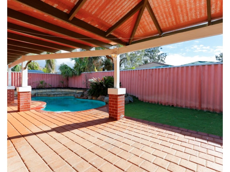 15 Canopy Court, Banksia Grove WA 6031