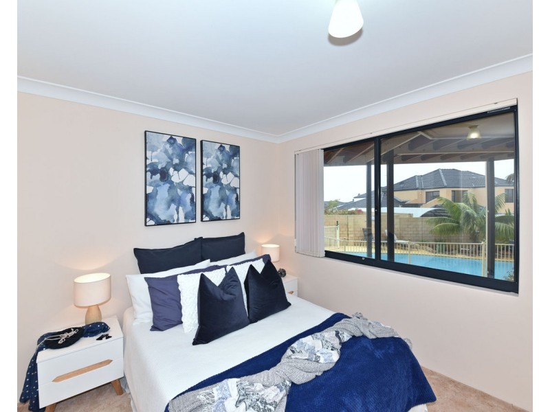 6 Barletta Place, Mindarie WA 6030