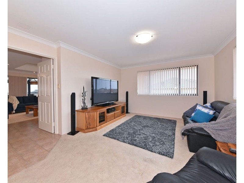 6 Barletta Place, Mindarie WA 6030