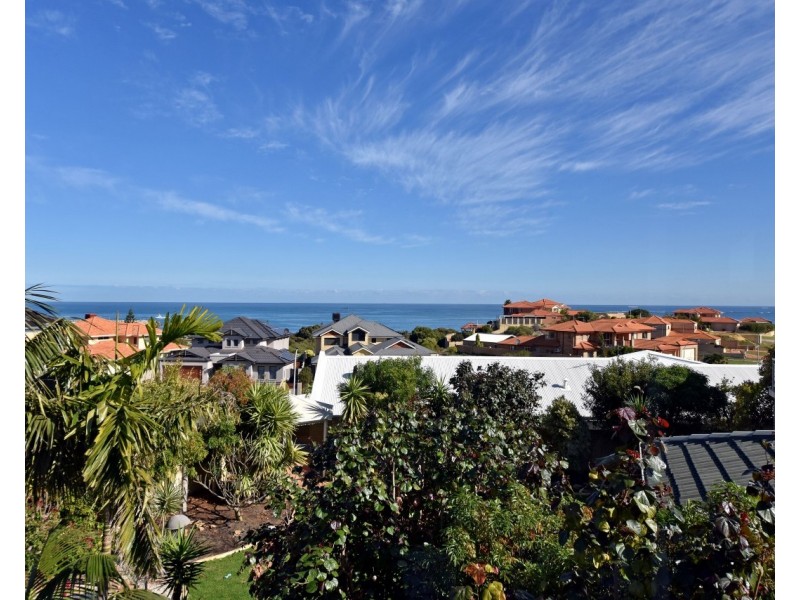 6 Barletta Place, Mindarie WA 6030