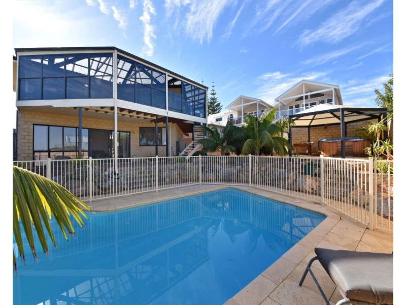 6 Barletta Place, Mindarie WA 6030