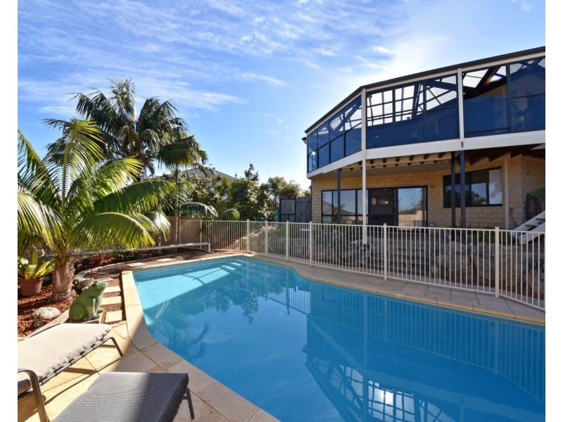 6 Barletta Place, Mindarie WA 6030