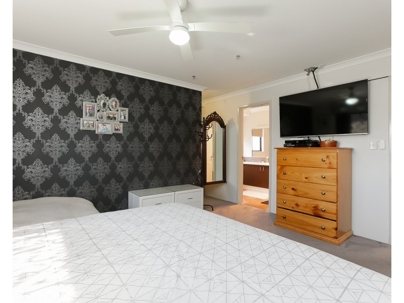 8 Skerries Way, Ridgewood WA 6030