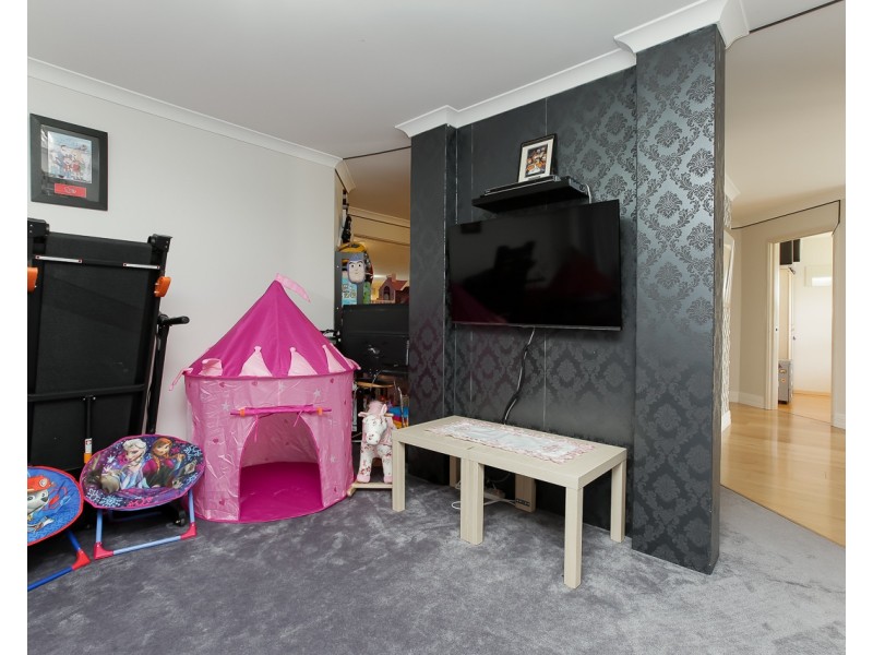 8 Skerries Way, Ridgewood WA 6030