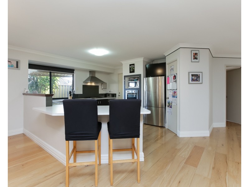 8 Skerries Way, Ridgewood WA 6030