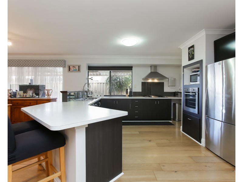 8 Skerries Way, Ridgewood WA 6030