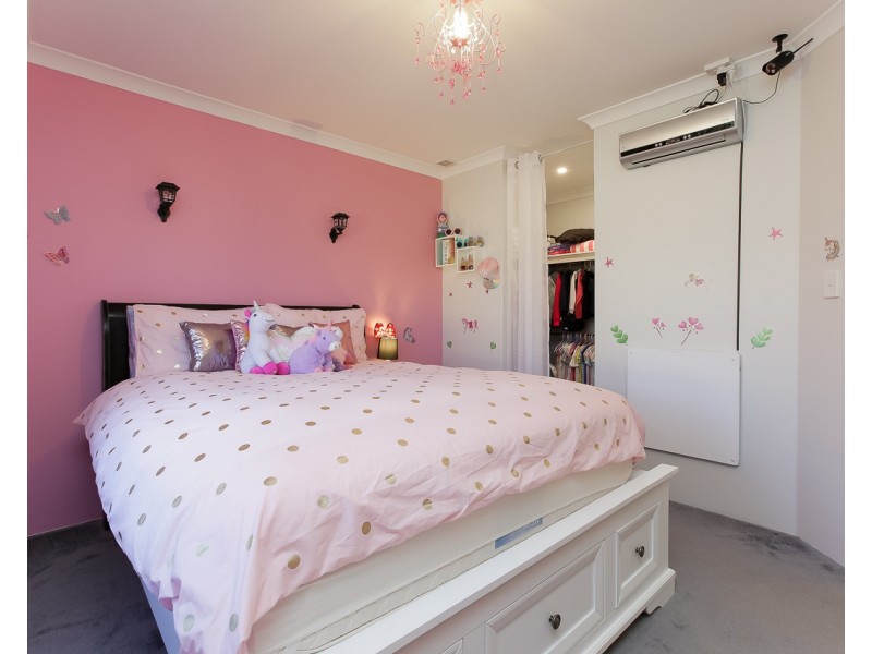 8 Skerries Way, Ridgewood WA 6030